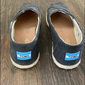 Women’s Toms Shoes
